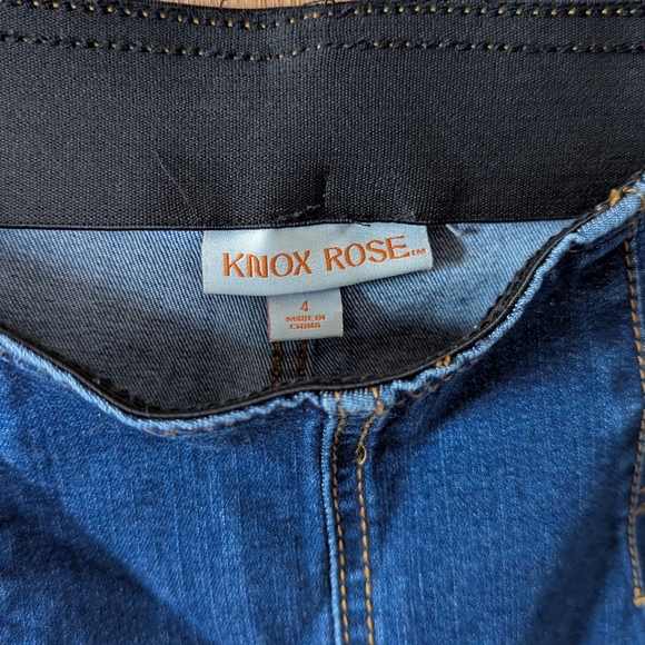 Knox Rose Pull-on Flare Blue Jeans - Picture 2 of 5